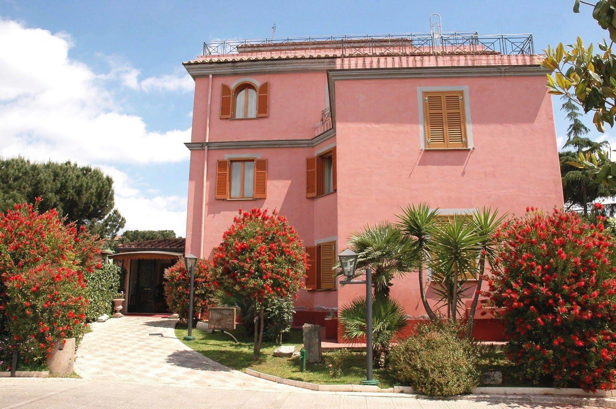 Hotel Arco Di Travertino Roma Esterno foto